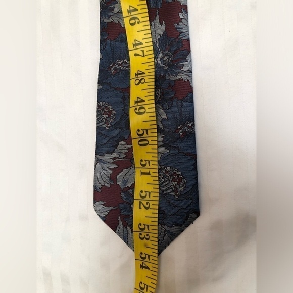 Vintage Camden Court Floral Red Blue White Tie Mens Necktie - Picture 9 of 16